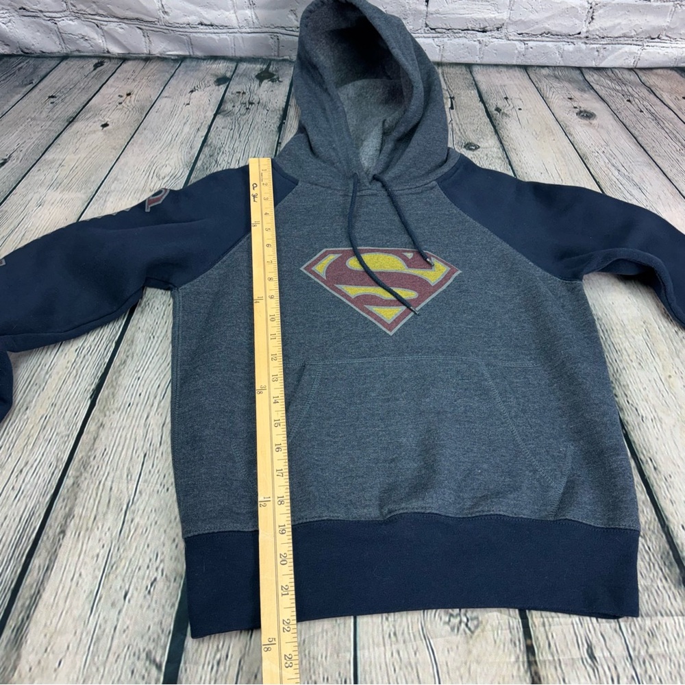 DC Supergirl Jerry Leigh Vtg Y2K 2005 Navy & Gray Graphic Logo Hoodie Size Small - Picture 5 of 12